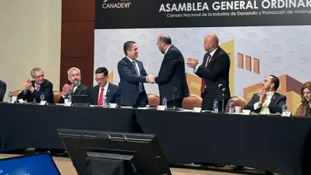 Carlos Eduardo Ramírez Capó (Izquierda) y Luis Alberto Moreno Gómez Monroy (derecha).