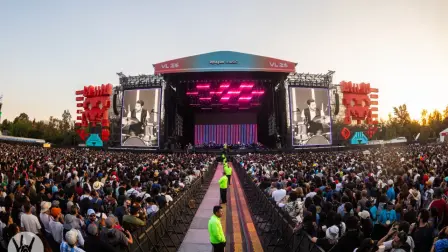 El propósito inicial de este tipo de dispositivos era optimizar la experiencia del usuario eliminando el uso de efectivo, a partir de las recargas bancarias hechas previamente o durante el evento.

Para más información del tema, visita: https://www.eleconomista.com.mx/politica/adios-pulseras-cashless-profeco-anuncia-20250224-747670.html

¡Síguenos en nuestras redes sociales para mantenerte informado!

Twitter: https://twitter.com/eleconomista 
Facebook: https://www.facebook.com/ElEconomista.mx
Instagram: https://www.instagram.com/eleconomistamx
LinkedIn: https://www.linkedin.com/company/el-economista/

#ElEconomista #EETV