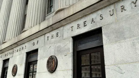 Como resultado de las sanciones de la OFAC, todos los bienes y participaciones de los afectados que se encuentren en Estados Unidos o que estén en poder o bajo el control de estadounidenses quedan bloqueados.