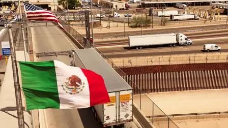 Las aduanas estadounidenses mantendrán el no cobro de este arancel si los productos importados desde México o Canadá cumplen con las reglas de origen del tratado comercial de América del Norte (T-MEC).

Para más información del tema, visita: https://www.eleconomista.com.mx/empresas/canada-mexico-quedan-exentos-aranceles-reciprocos-donald-trump-20250402-753193.html 

¡Síguenos en nuestras redes sociales para mantenerte informado!

Twitter: https://twitter.com/eleconomista 
Facebook: https://www.facebook.com/ElEconomista.mx
Instagram: https://www.instagram.com/eleconomistamx
LinkedIn: https://www.linkedin.com/company/el-economista/

#ElEconomista #EETV