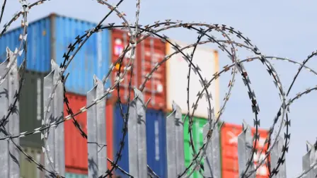 La política de aranceles de Trump reducirá sus importaciones en 9 por ciento.