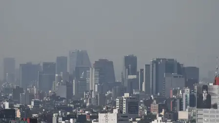 La Comisión Ambiental de la Megalópolis activó la Fase 1 de contingencia ambiental por ozono en la Zona Metropolitana del Valle de México, tras registrar una concentración de ozono de 159 ppb en la estación Ajusco Medio (AJU), en la Alcaldía Tlalpan, Ciudad de México.

Para más información del tema, visita: https://www.eleconomista.com.mx/estados/came-activa-contingencia-ambiental-valle-mexico-20250425-756472.html 

¡Síguenos en nuestras redes sociales para mantenerte informado!

Twitter: https://twitter.com/eleconomista 
Facebook: https://www.facebook.com/ElEconomista.mx
Instagram: https://www.instagram.com/eleconomistamx
LinkedIn: https://www.linkedin.com/company/el-economista/

#ElEconomista #EETV