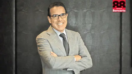 Alejandro Valenzuela del Río, presidente de Banco Azteca.