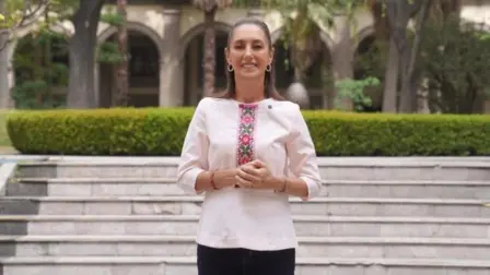 La presidenta de México destacó la grandeza de las madres mexicanas, por lo que lanzó un exhorto a la población.

Para más información del tema, visita: https://www.eleconomista.com.mx/politica/sheinbaum-felicita-todas-madres-mexicanas-regalemos-carino-material-importante-20250510-758488.html

¡Síguenos en nuestras redes sociales para mantenerte informado!

Twitter: https://twitter.com/eleconomista 
Facebook: https://www.facebook.com/ElEconomista.mx
Instagram: https://www.instagram.com/eleconomistamx
LinkedIn: https://www.linkedin.com/company/el-economista/

#ElEconomista #EETV