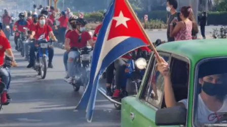 Estados Unidos incluyó de nuevo a Cuba y mantuvo a Venezuela en el grupo de países que no cooperan plenamente en su lucha antiterrorista, informó la mañana de este martes el Departamento de Estado.

Para más información del tema, visita:https://www.eleconomista.com.mx/internacionales/eu-incluye-cuba-lista-negra-paises-cooperan-terrorismo-20250513-758855.html 

¡Síguenos en nuestras redes sociales para mantenerte informado!

Twitter: https://twitter.com/eleconomista 
Facebook: https://www.facebook.com/ElEconomista.mx
Instagram: https://www.instagram.com/eleconomistamx
LinkedIn: https://www.linkedin.com/company/el-economista/

#ElEconomista #EETV