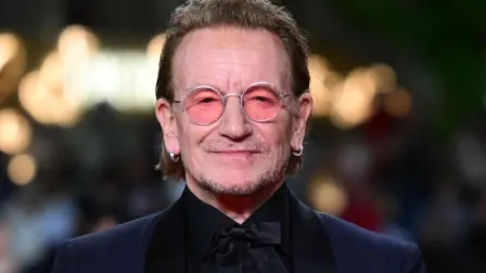 Ucrania está en guerra con Rusia desde que Moscú lanzó su invasión en febrero de 2022.

Para más información del tema, visita: https://www.eleconomista.com.mx/arteseideas/bono-dice-ucrania-mantiene-europa-libre-fascismo-20250517-759497.html 

¡Síguenos en nuestras redes sociales para mantenerte informado!

Twitter: https://twitter.com/eleconomista 
Facebook: https://www.facebook.com/ElEconomista.mx
Instagram: https://www.instagram.com/eleconomistamx
LinkedIn: https://www.linkedin.com/company/el-economista/

#ElEconomista #EETV