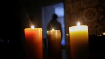 CCIJ llama a la CFE a evitar cortes de energía en sistemas de alta tensión que impactan a las grandes empresas.

Para más información del tema, visita:https://www.eleconomista.com.mx/estados/sector-industrial-jalisco-reporta-12-apagones-afectan-pymes-20250519-759768.html

¡Síguenos en nuestras redes sociales para mantenerte informado!

Twitter: https://twitter.com/eleconomista 
Facebook: https://www.facebook.com/ElEconomista.mx
Instagram: https://www.instagram.com/eleconomistamx
LinkedIn: https://www.linkedin.com/company/el-economista/

#ElEconomista #EETV