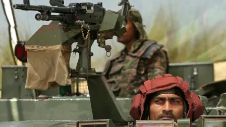 El reciente enfrentamiento entre India y Pakistán permitió por primera vez en décadas probar en combate armas chinas, que sorprendieron por una eficacia que intriga a gobiernos y analistas.

Para más información del tema, visita: https://www.eleconomista.com.mx/internacionales/conflicto-india-pakistan-escenario-armamento-chino-luzca-mundo-20250520-759876.html 

¡Síguenos en nuestras redes sociales para mantenerte informado!

Twitter: https://twitter.com/eleconomista 
Facebook: https://www.facebook.com/ElEconomista.mx
Instagram: https://www.instagram.com/eleconomistamx
LinkedIn: https://www.linkedin.com/company/el-economista/

#ElEconomista #EETV