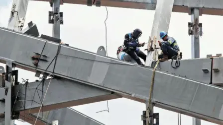 Desde el 2009, cada primer trimestre de año se reportaba una creación de empleo anual positiva, el arranque del 2025 rompió con esa tendencia.

Para más información del tema, visita:https://www.eleconomista.com.mx/capital-humano/mercado-laboral-tuvo-peor-arranque-ano-20250527-760927.html

¡Síguenos en nuestras redes sociales para mantenerte informado!

Twitter: https://twitter.com/eleconomista 
Facebook: https://www.facebook.com/ElEconomista.mx
Instagram: https://www.instagram.com/eleconomistamx
LinkedIn: https://www.linkedin.com/company/el-economista/

#ElEconomista #EETV