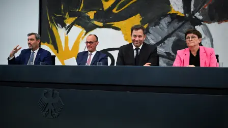 El canciller alemán y líder de la Unión Demócrata Cristiana, Friedrich Merz; el colíder del Partido Socialdemócrata de Alemania (SPD) y ministro de Finanzas alemán, Lars Klingbeil; el líder de la Unión Social Cristiana (CSU) y primer ministro bávaro, Markus Söder; y la colíder saliente del Partido Socialdemócrata (SPD), Saskia Esken.