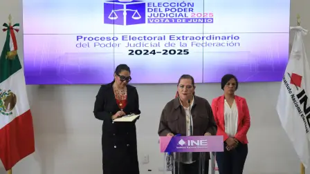 La presidenta consejera del Instituto Nacional Electoral (INE), Guadalupe Taddei, informó este martes sobre los resultados de la Elección Judicial para elegir a los ministros de la Suprema Corte de Justicia de la Nación (SCJN), la titular del INE precisó que la presidencia de la SCJN será la candidatura que tenga la mayor votación.

Para más información del tema, visita: https://www.eleconomista.com.mx/politica/ine-confirma-presidencia-scjn-sera-paridad-genero-sera-mayoria-votos-20250603-761996.html

¡Síguenos en nuestras redes sociales para mantenerte informado!

Twitter: https://twitter.com/eleconomista 
Facebook: https://www.facebook.com/ElEconomista.mx
Instagram: https://www.instagram.com/eleconomistamx
LinkedIn: https://www.linkedin.com/company/el-economista/

#ElEconomista #EETV
