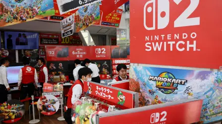 Switch 2 ha llegado al mercado este jueves, con un diseño más grande, mejoras en el rendimiento y nuevas funciones que habilitan el modo ratón y el juego con amigos a través de GameChat.