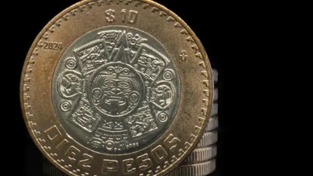 El tipo de cambio tocó a media sesión un nivel de 18.82 por dólar, no visto desde agosto, cuando Trump amenazó a México con detener la relación comercial si no frenaba el envío de drogas y la migración ilegal.