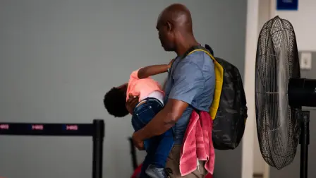 El país está dirigido por instituciones de transición y ha experimentado un nuevo aumento de la violencia desde mediados de febrero.

Para más información del tema, visita: https://www.eleconomista.com.mx/internacionales/haiti-riesgo-colapso-humanitario-alerta-cruz-roja-20250612-763470.html

¡Síguenos en nuestras redes sociales para mantenerte informado!

Twitter: https://twitter.com/eleconomista 
Facebook: https://www.facebook.com/ElEconomista.mx
Instagram: https://www.instagram.com/eleconomistamx
LinkedIn: https://www.linkedin.com/company/el-economista/

#ElEconomista #EETV #Haití