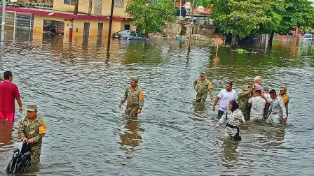 En el marco del inicio de la temporada de lluvias y huracanes, la Secretaría de Hacienda y Crédito Público (SHCP) afirmó que México renovará a más tardar en un mes y medio el seguro para catástrofes mediante una licitación pública.
