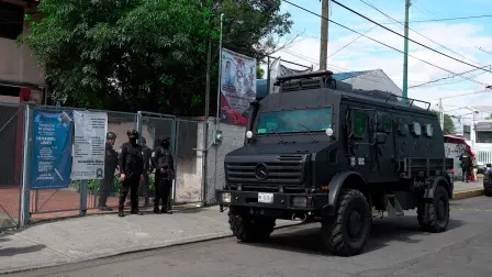 El agresor portaba dos armas de fuego y no contaba con antecedentes penales.