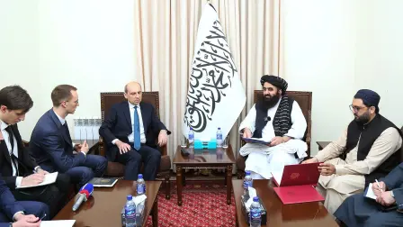 El ministro de Asuntos Exteriores de Afganistán, Amir Khan Muttaqi, se reunió con el embajador de Rusia en Afganistán, Dmitry Zhirnov, en el Ministerio de Asuntos Exteriores en Kabul.