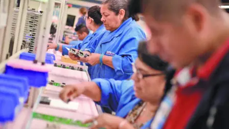 La creación de empleo durante el primer semestre del año fue de 87,287 puestos, cifra 70.4% menos de la que se registró en el mismo periodo de 2024.

Para más información del tema, visita: https://www.eleconomista.com.mx/ 

¡Síguenos en nuestras redes sociales para mantenerte informado!

Twitter: https://twitter.com/eleconomista 
Facebook: https://www.facebook.com/ElEconomista.mx
Instagram: https://www.instagram.com/eleconomistamx
LinkedIn: https://www.linkedin.com/company/el-economista/

#ElEconomista #EETV #Empleoformal