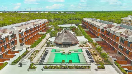 Wyndham Grand Tulum abrió en diciembre de 2023 con 287 habitaciones.