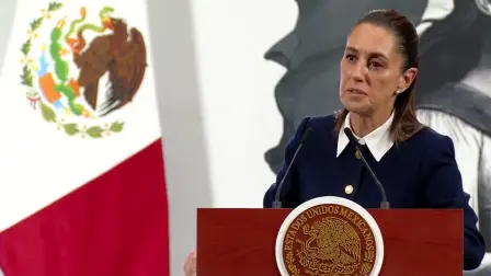 La presidenta de México afirmó que ya fue presentada la denuncia contra el defensor del hijo de 'El Chapo', quien la acusó de vínculos con el narcotráfico. “Ya no es tema para mí”, aseguró.