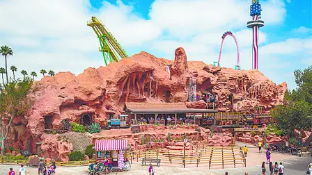 California combina lujo, naturaleza y adrenalina, con experiencias que van del vino artesanal al paracaidismo sobre el océano Pacífico.