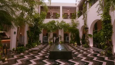 Patio de Pueblo Bonito Vantage Mazatlán Histórico