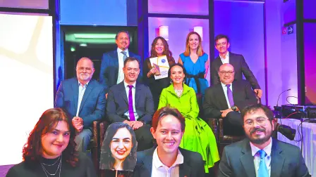 Descripción automática