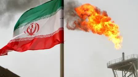 Estados Unidos sanciona a más de 100 personas, empresas y buques por operar red global de comercio de petróleo iraní y ruso.

Para más información del tema, visita: https://www.eleconomista.com.mx/internacionales/trump-impone-mayor-paquete-sanciones-iran-siete-anos-20250730-770491.html

¡Síguenos en nuestras redes sociales para mantenerte informado!

Twitter: https://twitter.com/eleconomista 
Facebook: https://www.facebook.com/ElEconomista.mx
Instagram: https://www.instagram.com/eleconomistamx
LinkedIn: https://www.linkedin.com/company/el-economista/

#ElEconomista #EETV