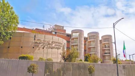 Descripción automática