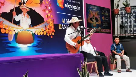 La música será un elemento central, como la presentación del guitarrista clásico de Paracho, Abel García.