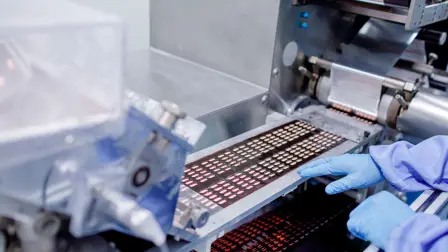 La Administración de Alimentos y Medicamentos (FDA) anunció la puesta en marcha del programa 'PreCheck', que busca atraer la producción de medicamentos a Estados Unidos, impulsando la fabricación nacional para reducir su dependencia del extranjero.

Para más información del tema, visita: https://www.eleconomista.com.mx/internacionales/4t-fda-lanza-plan-medicamentos-produzcan-estados-unidos-20250808-771888.html

¡Síguenos en nuestras redes sociales para mantenerte informado!

Twitter: https://twitter.com/eleconomista 
Facebook: https://www.facebook.com/ElEconomista.mx
Instagram: https://www.instagram.com/eleconomistamx
LinkedIn: https://www.linkedin.com/company/el-economista/

#ElEconomista #EETV