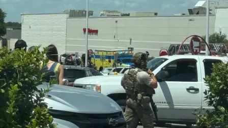 Tiroteo en centro comercial de Austin, Texas.