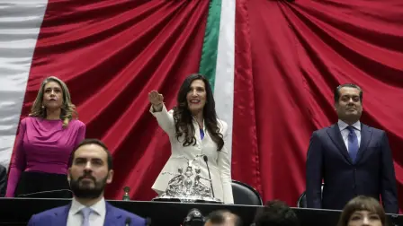 Kenia López Rabadán tomó protesta como presidenta de la Mesa Directiva de la Cámara de Diputados para el segundo año del ejercicio de la LXVI Legislatura.