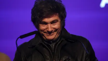 Tras perder comicios, Javier Milei deberá relanzar sus alianzas políticas y ajustar su programa de austeridad frente a un peronismo fortalecido.