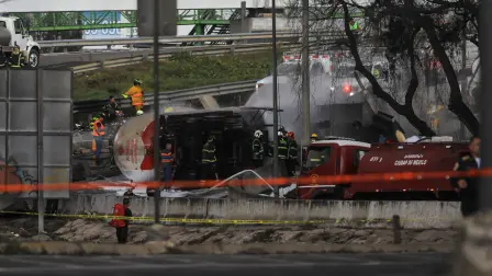 La explosión de una pipa de gas en el puente La Concordia, en la alcaldía Iztapalapa dejó saldo de al menos tres muertos y 70 heridos.