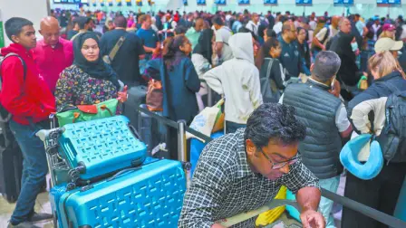 Ciberataque paraliza aeropuertos europeos y expone vulnerabilidades críticas, especialista recomienda a aerolíneas y operadores implementar estrategias digitales más elaboradas.

Para más información del tema, visita: https://www.eleconomista.com.mx/los-especiales/ciberataque-colapsa-operaciones-aeropuertos-europeos-expone-vulnerabilidades-20251001-779391.html

¡Síguenos en nuestras redes sociales para mantenerte informado!

Twitter: https://twitter.com/eleconomista 
Facebook: https://www.facebook.com/ElEconomista.mx
Instagram: https://www.instagram.com/eleconomistamx
LinkedIn: https://www.linkedin.com/company/el-economista/

#ElEconomista #Aeropuertos #Ciberataque