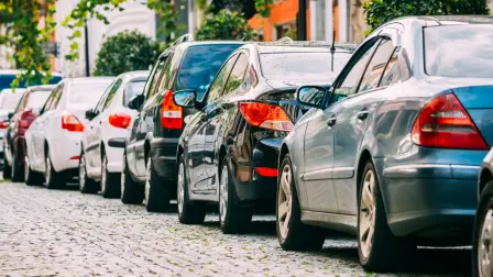 El trámite para recuperar las placas en la CDMX se hace en dos partes. Primero se dan de baja las placas y luego se dan de alta las nuevas. Este es el paso a paso.

Para más información del tema, visita: https://www.eleconomista.com.mx/finanzaspersonales/robo-extravio-placas-guia-costos-pasos-acudir-cdmx-20251008-780468.html

¡Síguenos en nuestras redes sociales para mantenerte informado!

Twitter: https://twitter.com/eleconomista 
Facebook: https://www.facebook.com/ElEconomista.mx
Instagram: https://www.instagram.com/eleconomistamx
LinkedIn: https://www.linkedin.com/company/el-economista/

#ElEconomista #EETV