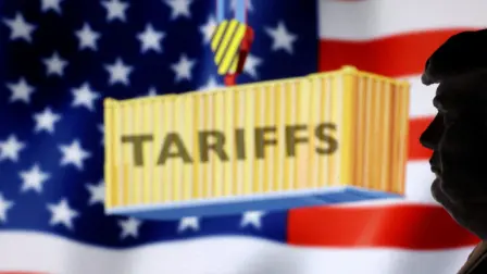 Estos nuevos aranceles no se aplicarán íntegramente a los camiones procedentes de Canadá y México, siempre que su producción cumpla los criterios establecidos en el tratado de libre comercio entre los tres países (T-MEC), según declaró un funcionario estadounidense.

Para más información del tema, visita: https://www.eleconomista.com.mx/empresas/trump-firma-decreto-imponer-nuevos-aranceles-camiones-autobuses-importados-20251017-782381.html

¡Síguenos en nuestras redes sociales para mantenerte informado!

Twitter: https://twitter.com/eleconomista 
Facebook: https://www.facebook.com/ElEconomista.mx
Instagram: https://www.instagram.com/eleconomistamx
LinkedIn: https://www.linkedin.com/company/el-economista/
T

#ElEconomista #EETV