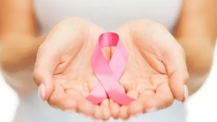 El gobierno federal presentó este martes el Modelo de Atención Universal para el Cáncer de Mama, una estrategia nacional que busca garantizar la detección oportuna y el tratamiento continuo de esta enfermedad en mujeres de todo el país, sin importar su derechohabiencia.