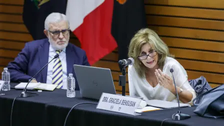 Conferencia magistral: “El trabajo en la economía digital. Tendencias y desafíos en su regulación”, con la  participación de  Graciela Bensusan, profesora investigadora de la UAM. En el Marco del XXXII Encuentro de ex becarios de Bolonia. Foto EE: Eric Lugo