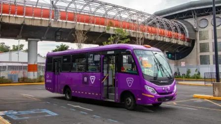 La Semovi indicó que el incremento fue el resultado de una mesa de trabajo con representantes del servicio concesionado de transporte.

Para más información del tema, visita: https://www.eleconomista.com.mx/estados/quedara-tarifa-transporte-publico-cdmx-aumento-20251101-784570.html

¡Síguenos en nuestras redes sociales para mantenerte informado!

Twitter: https://twitter.com/eleconomista 
Facebook: https://www.facebook.com/ElEconomista.mx
Instagram: https://www.instagram.com/eleconomistamx
LinkedIn: https://www.linkedin.com/company/el-economista/
T

#ElEconomista #EETV