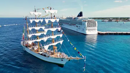 El Buque Escuela Cuauhtémoc llega a Cozumel.