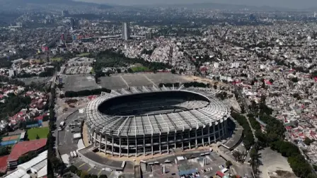 Desde su puesto de ramen en Ciudad de México, el japonés Satoru Hasuike sueña con que el Mundial 2026 propulse su negocio, pero familias enteras dedicadas a la comida callejera ven angustiadas cómo la fiesta futbolística amenaza su sustento ante una inminente reubicación.

¡Síguenos en nuestras redes sociales para mantenerte informado!

Twitter: https://twitter.com/eleconomista 
Facebook: https://www.facebook.com/ElEconomista.mx
Instagram: https://www.instagram.com/eleconomistamx
LinkedIn: https://www.linkedin.com/company/el-economista/

#ElEconomista #AFP #Mundial2026