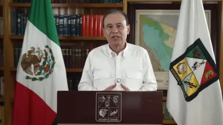 El gobernador de Sonora, Alfonso Durazo, pidió la salida de Armando Castañeda para evitar conflicto de interés en la investigación por el incendio que dejó 23 muertos.

Para más información del tema, visita: https://www.eleconomista.com.mx/estados/remueven-titular-proteccion-civil-sonora-incendio-tienda-waldo-s-hermosillo-20251105-785200.html

¡Síguenos en nuestras redes sociales para mantenerte informado!

Twitter: https://twitter.com/eleconomista 
Facebook: https://www.facebook.com/ElEconomista.mx
Instagram: https://www.instagram.com/eleconomistamx
LinkedIn: https://www.linkedin.com/company/el-economista/

#ElEconomista #EETV