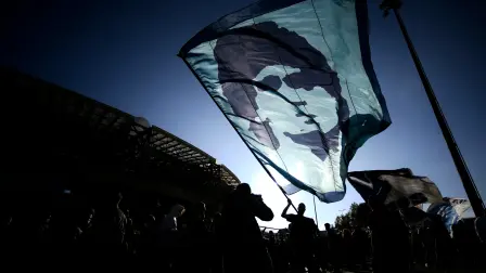 Banderín con la imagen de Diego Armando Maradona.