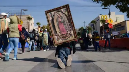 Millones de devotos de la Virgen de Guadalupe se dirigen a su Basílica el 12 de diciembre.