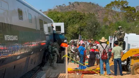 El tren, con 241 pasajeros y nueve tripulantes a bordo, se descarriló el domingo en su ruta a lo largo del Corredor Interoceánico, que conecta la costa del Pacífico con el Golfo de México por el istmo de Tehuantepec.