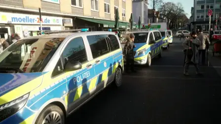 Unos ladrones robaron efectivo y objetos valorados en unos 30 millones de euros tras ingresar con la ayuda de un gran taladro en la bóveda de un banco alemán, informó la policía el martes.

¡Síguenos en nuestras redes sociales para mantenerte informado!

Twitter: https://twitter.com/eleconomista 
Facebook: https://www.facebook.com/ElEconomista.mx
Instagram: https://www.instagram.com/eleconomistamx
LinkedIn: https://www.linkedin.com/company/el-economista/

#ElEconomista #EETV