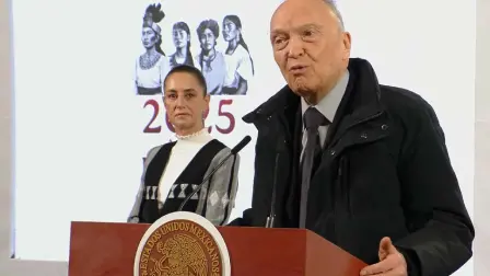 La presidenta de México, Claudia Sheinbaum, anunció que el exfiscal general de la República, Alejandro Gertz Manero, será propuesto como embajador de México en el Reino Unido.

Para más información del tema, visita: https://www.eleconomista.com.mx/politica/sheinbaum-adelanta-gertz-manero-sera-embajador-mexico-reino-unido-20260107-794176.html

¡Síguenos en nuestras redes sociales para mantenerte informado!

Twitter: https://twitter.com/eleconomista 
Facebook: https://www.facebook.com/ElEconomista.mx
Instagram: https://www.instagram.com/eleconomistamx
LinkedIn: https://www.linkedin.com/company/el-economista/

#ElEconomista #GertzManero #Sheinbaum
