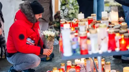 Tras la investigación, el ministerio público de Valais decidirá si archiva el caso o emite una acta de acusación con miras a un eventual proceso.

Para más información del tema, visita: https://www.eleconomista.com.mx/internacionales/propietario-bar-incendiado-suiza-dice-puerta-servicio-bloqueada-adentro-20260110-794716.html 

¡Síguenos en nuestras redes sociales para mantenerte informado!

Twitter: https://twitter.com/eleconomista 
Facebook: https://www.facebook.com/ElEconomista.mx
Instagram: https://www.instagram.com/eleconomistamx
LinkedIn: https://www.linkedin.com/company/el-economista/

#ElEconomista #Suiza #Bar